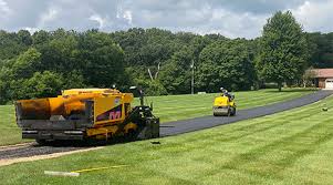 Best Asphalt Driveway Installation  in Frankfort, OH